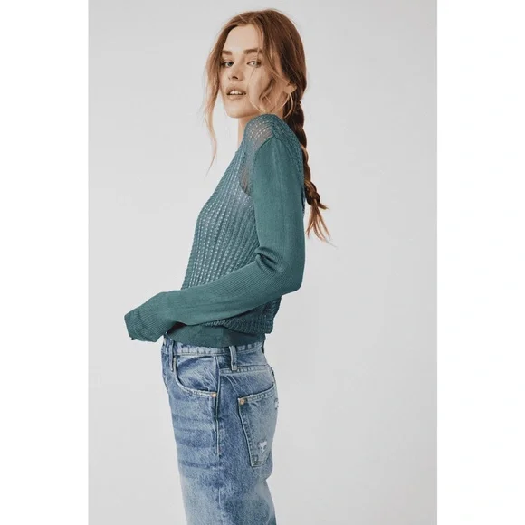 NWT Free People H20 crew pullover - Picture 2 of 6